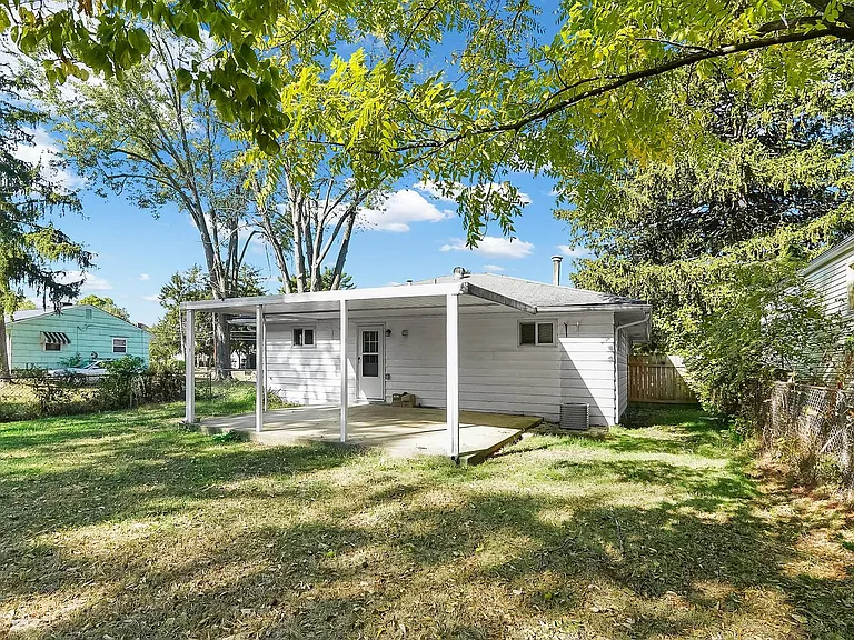 272 Collingwood Ave — Photo 53