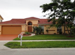 10841 Fox Glen Dr, Boca Raton, FL 33428
