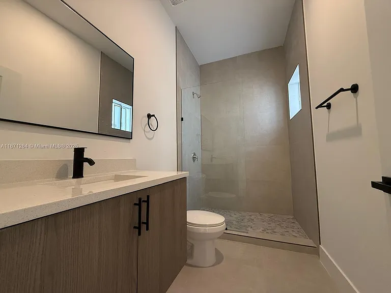 2788 NW 9th Pl — Photo 10