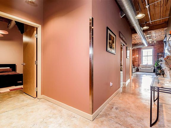 3rd image of 721 N 17th St APT 307