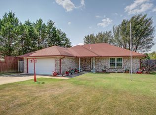 2932 S Main St, Sapulpa, OK 74066