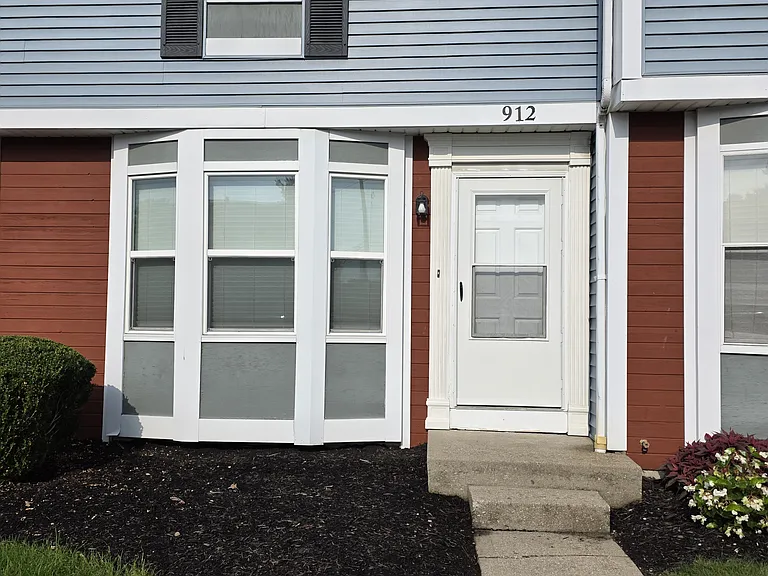 912 Annagladys Dr — Photo 3