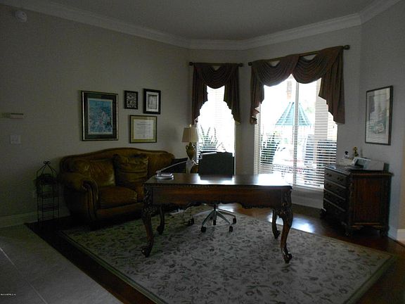 5th image of 1124 Dover Dr