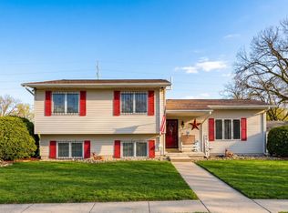 714 Quincy St, Waterloo, IA 50703