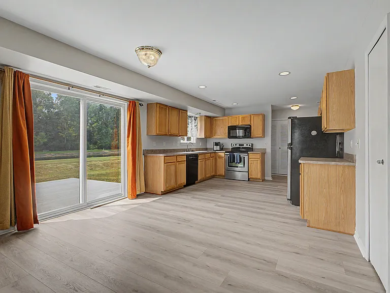 41973 Milton Dr — Photo 4