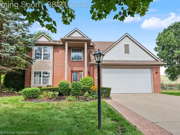 6522 Stoneybrook Ct, Belleville, MI 48111