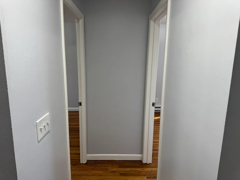 4 Glenwood Ave #B7 — Photo 11