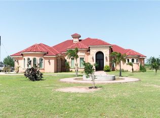 22111 N Val Verde Rd, Edinburg, TX 78542