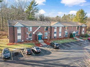 123 English Village Rd APT 202, Manchester, NH 03102