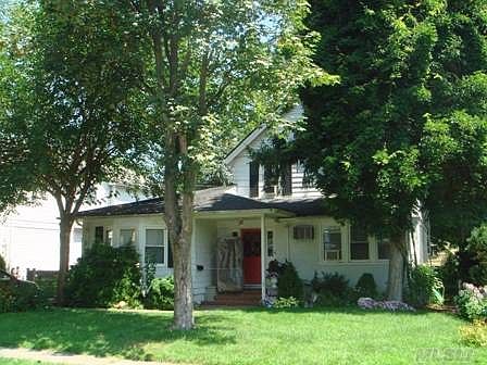 2nd image of 150 Jefferson Ave