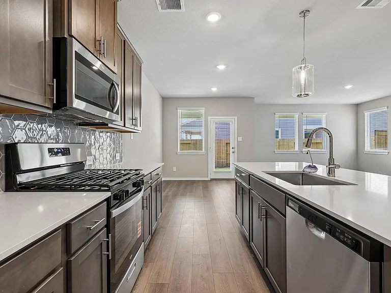 4215 Pine Springs Ct — Photo 10