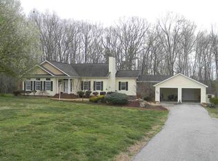 124 Eve Ct, Forest City, NC 28043
