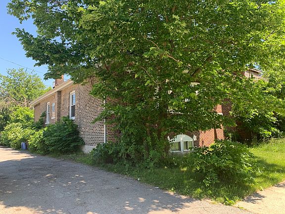 4th image of 10615 S Bensley Ave