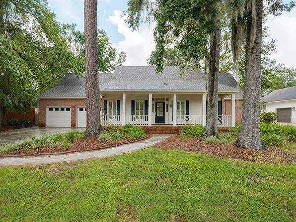 1009 Williamsburg Dr, Valdosta, GA 31602