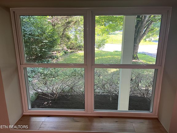 4th image of 9502 Bolivar Cir