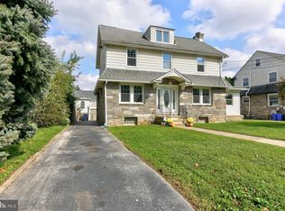 825 Morgan Ave, Drexel Hill, PA 19026