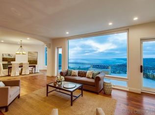 7411 Hillside Dr, La Jolla, CA 92037
