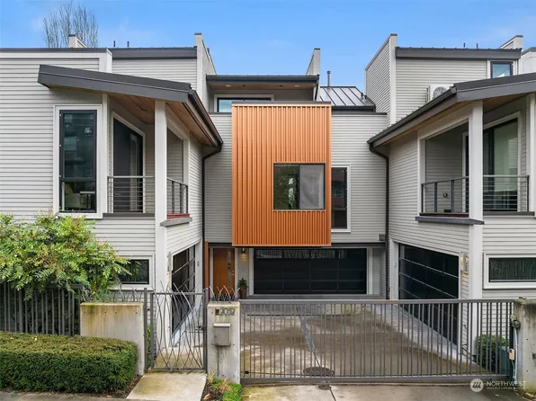 2032 8th Avenue N, Seattle, WA 98109