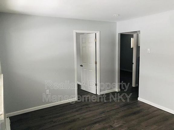 2nd image of 2232 Hanser Dr APT 4