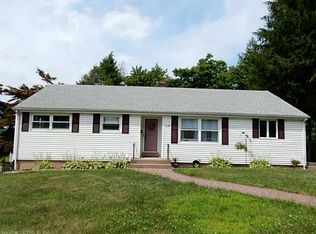 19 Strongs Ave, Portland, CT 06480