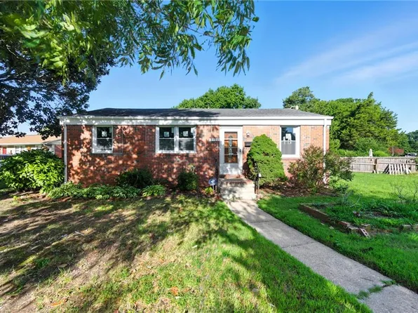 2904 Berkley Ave, Chesapeake, VA 23325