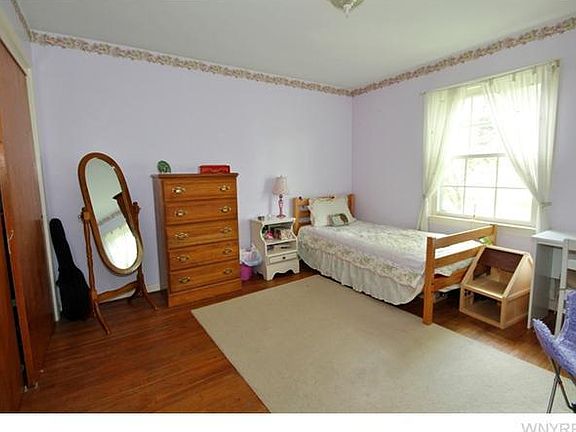 4th image of 4995 Alexander Dr