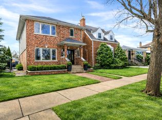 6128 N Kildare Ave, Chicago, IL 60646