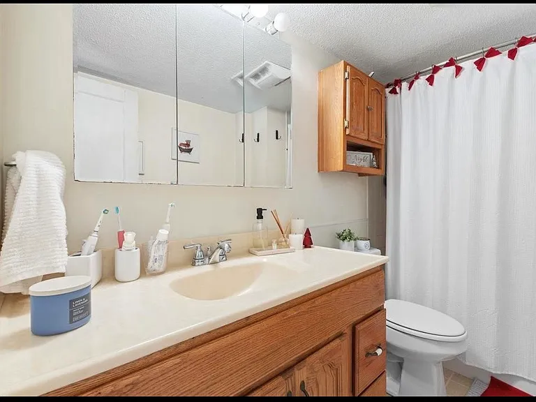 3 Reservoir St #5 — Photo 9
