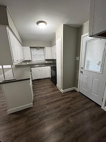 1st image of 400 Donnell Dr APT A