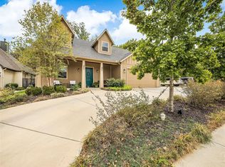 318 N Dove Rd, Grapevine, TX 76051
