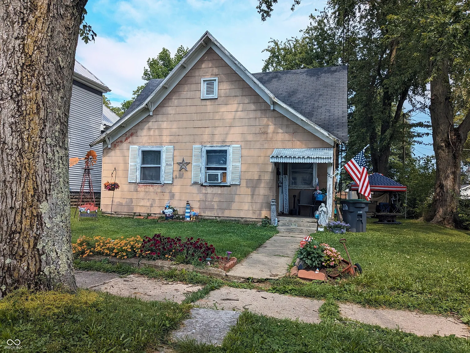 520 N Jackson St photo 1