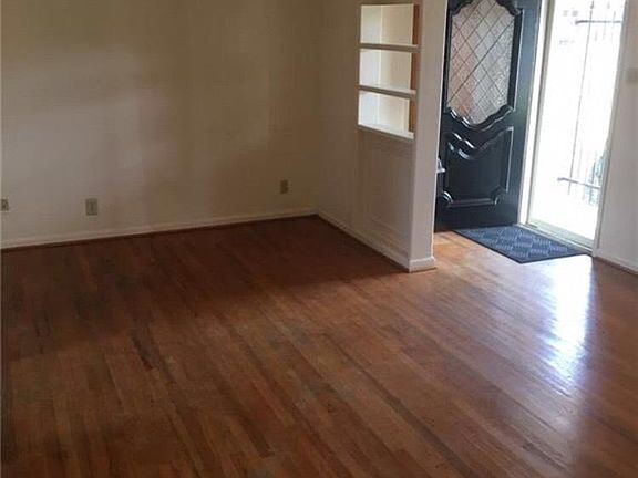 3rd image of 1401 N Morris St