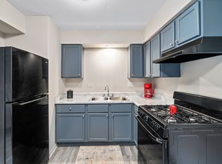 2300 Glendale Ter #2340-03, Hanover Park, IL 60133