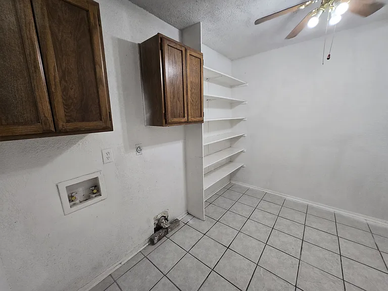 3210 Coral Grove Dr — Photo 10