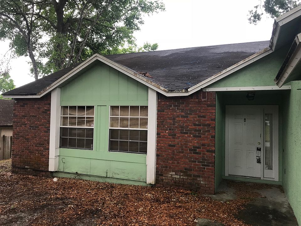 1st image of 5924 Shore Breeze Ln