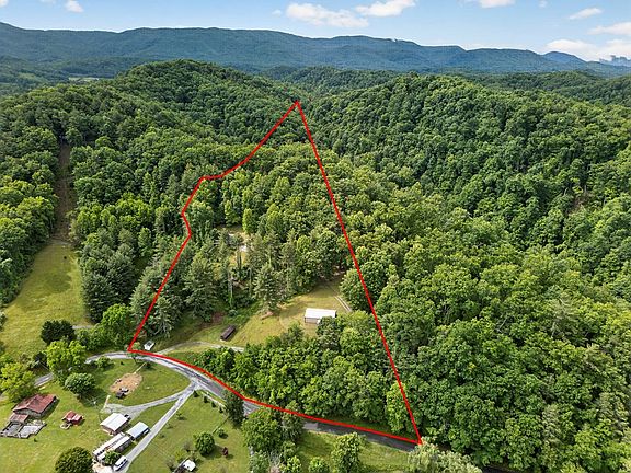 2nd image of 25534 Whitaker Hollow Rd