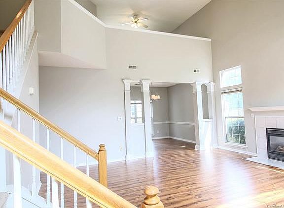 2nd image of 6219 Summerlin Pl