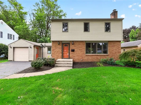 106 Stonehenge Rd, Rochester, NY 14609