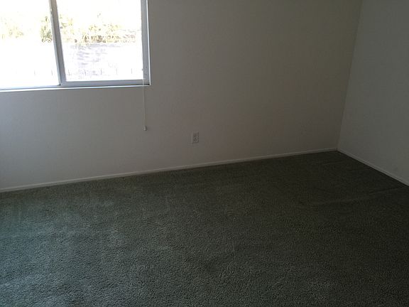 4th image of 6487 N Bethany Way