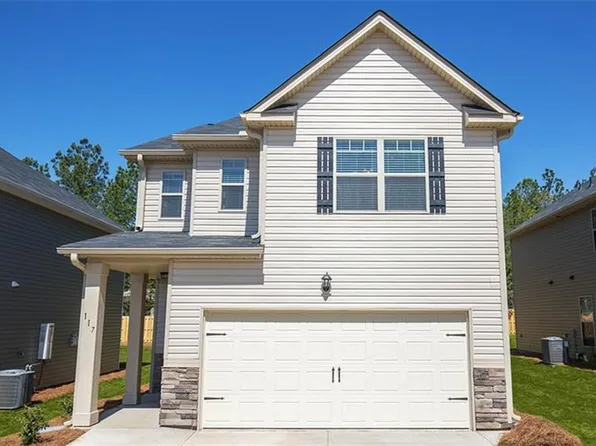 405 Oakmere Ct, Hampton, GA 30228
