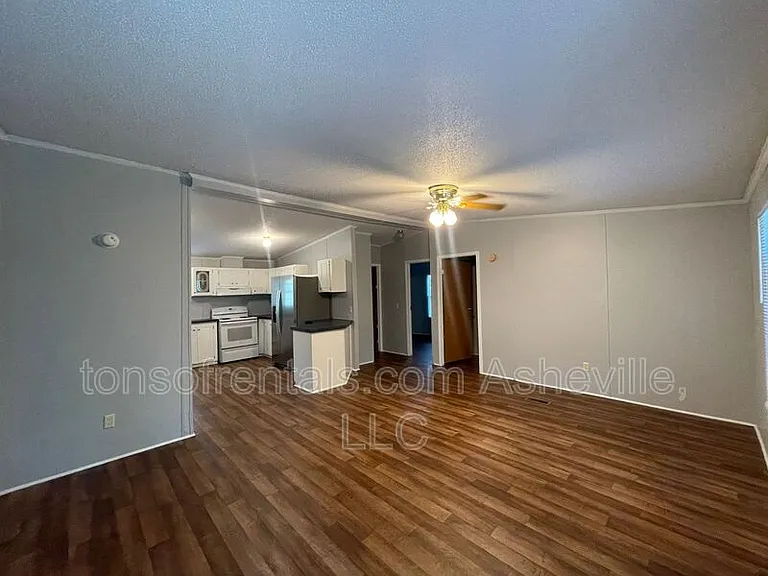 132 Josiah Ln — Photo 7