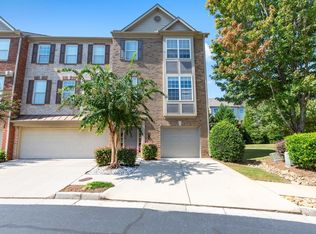 3214 Greenwood Oak Dr, Norcross, GA 30092