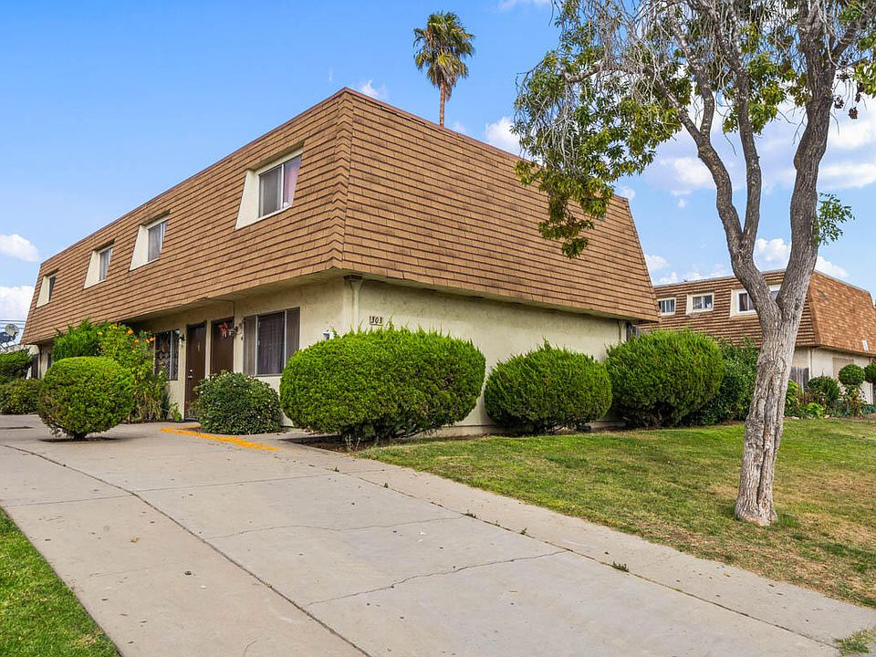 1st image of 303 Sheila Ln