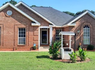 100 Rockford Ct, Centerville, GA 31028