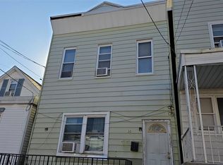 30 W 18th St, Bayonne, NJ