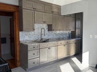 277 Hampden St, Chicopee, MA 01013