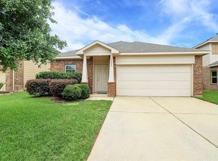 11207 Riata Canyon Dr, Cypress, TX 77433
