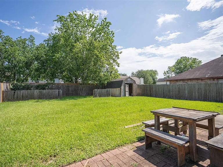 4027 Almond Lake Dr — Photo 22