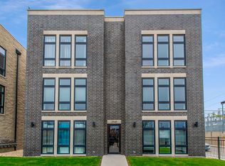 2545 W Congress Pkwy APT 3E, Chicago, IL 60612