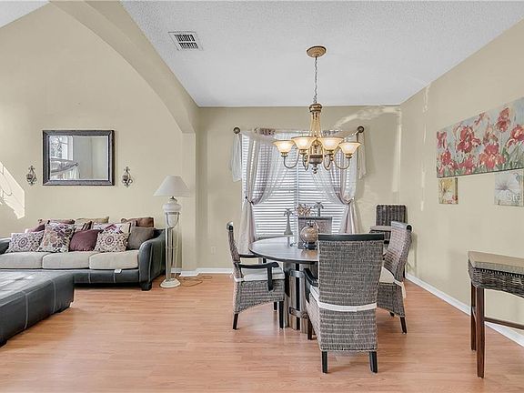 5th image of 8841 Sky Vista Ct